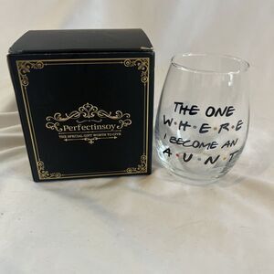 The One Where I Become an A•U•N•T Friends Glass Gift Woman W/box NEW